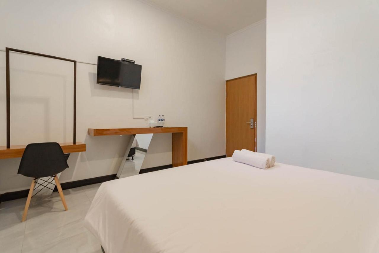 Urbanview Hotel Sagara Богор Екстер'єр фото